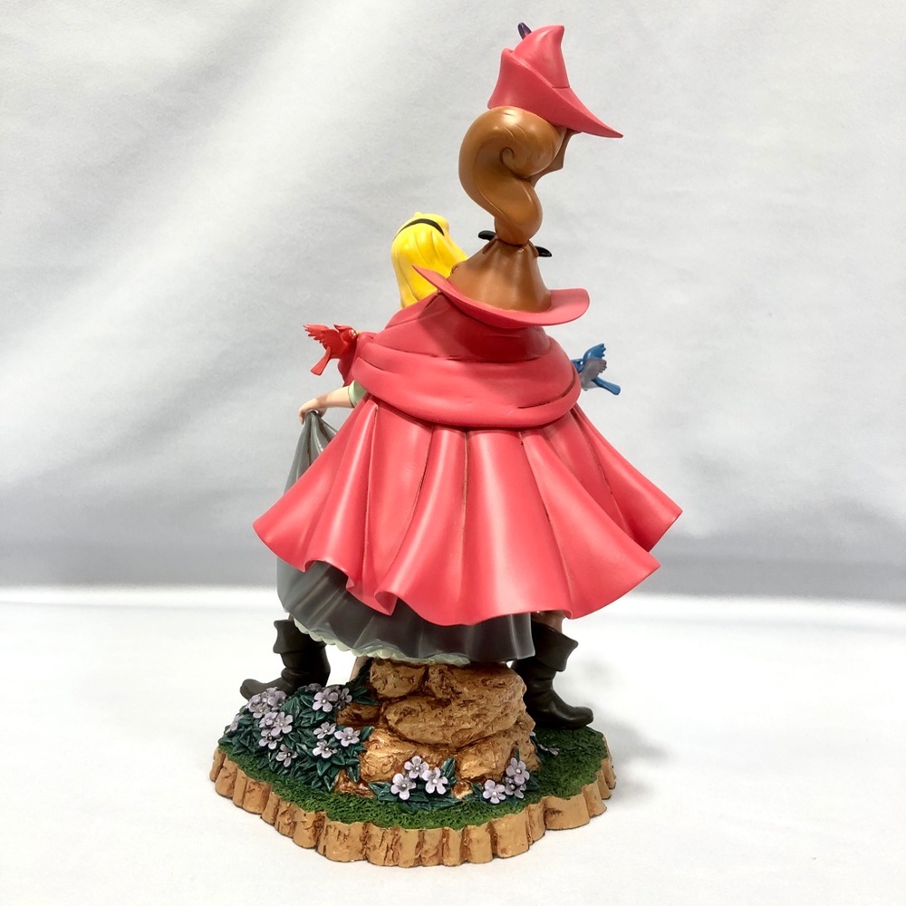Disney Park Sleeping Beauty Aurora Figure Statue 60th Anniversary Briar Rose NEW - Picture 2 of 4